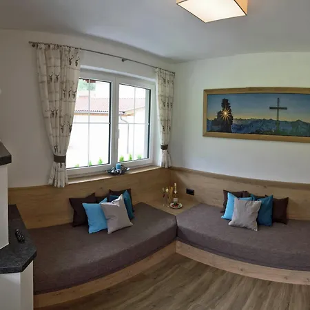 Apartman Chalet In Mayrhofen Near Ski Lifts, Cleaning Included