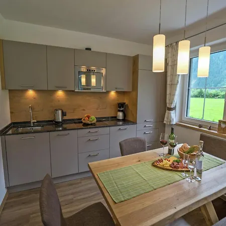 Apartman Chalet In Mayrhofen Near Ski Lifts, Cleaning Included Mayrhofen