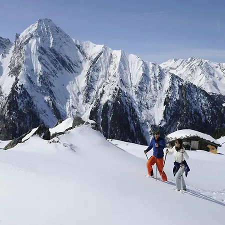 Apartman Chalet In Mayrhofen Near Ski Lifts, Cleaning Included